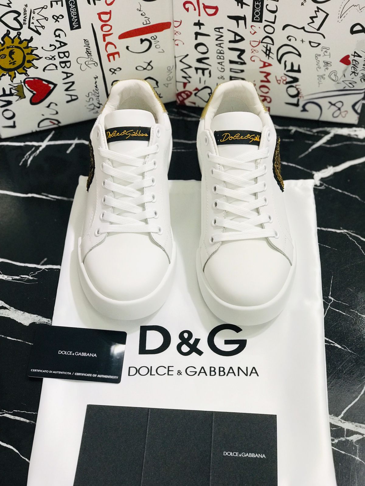 Dolce Gabana Tenis color blanco