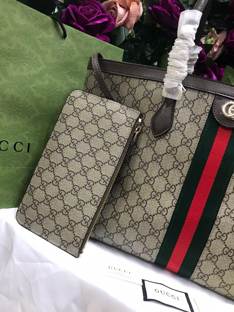 Gucci Cafe Linea Roja y Negra Tela Piel.