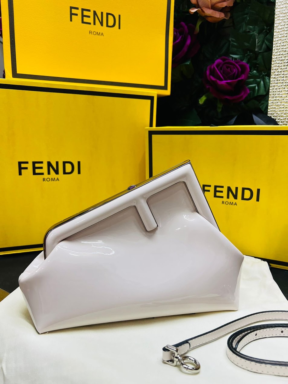 Fendi Blanca Charol y Piel Pequeña