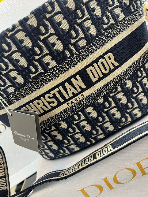 Christian Dior Azul Beige Bordada Tela