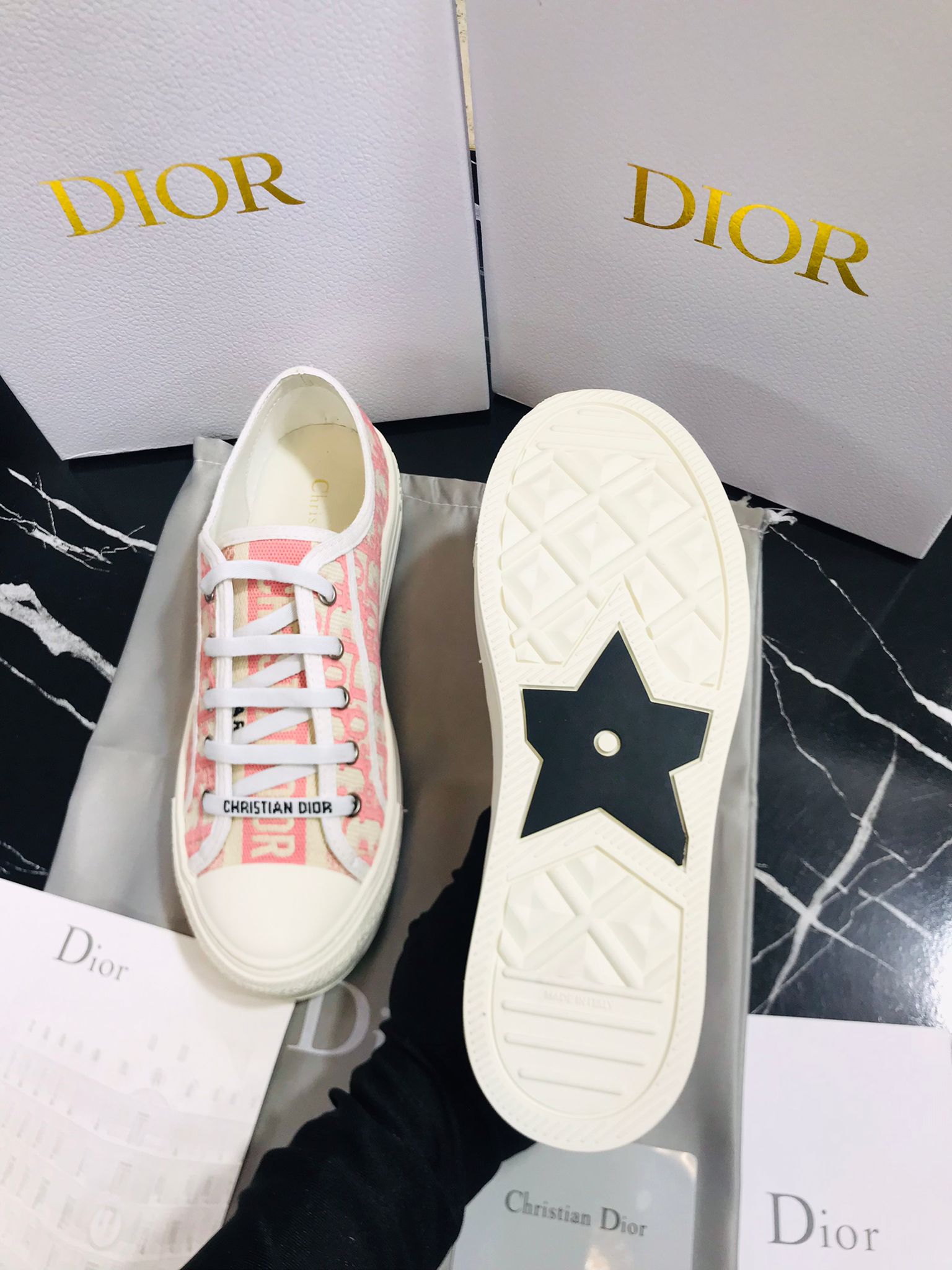 Tenis Dior