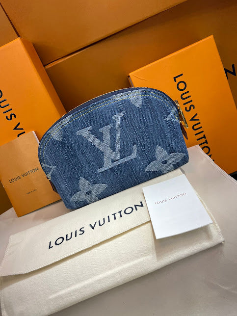 Louis Vuitton Azul Bordada Mezclilla