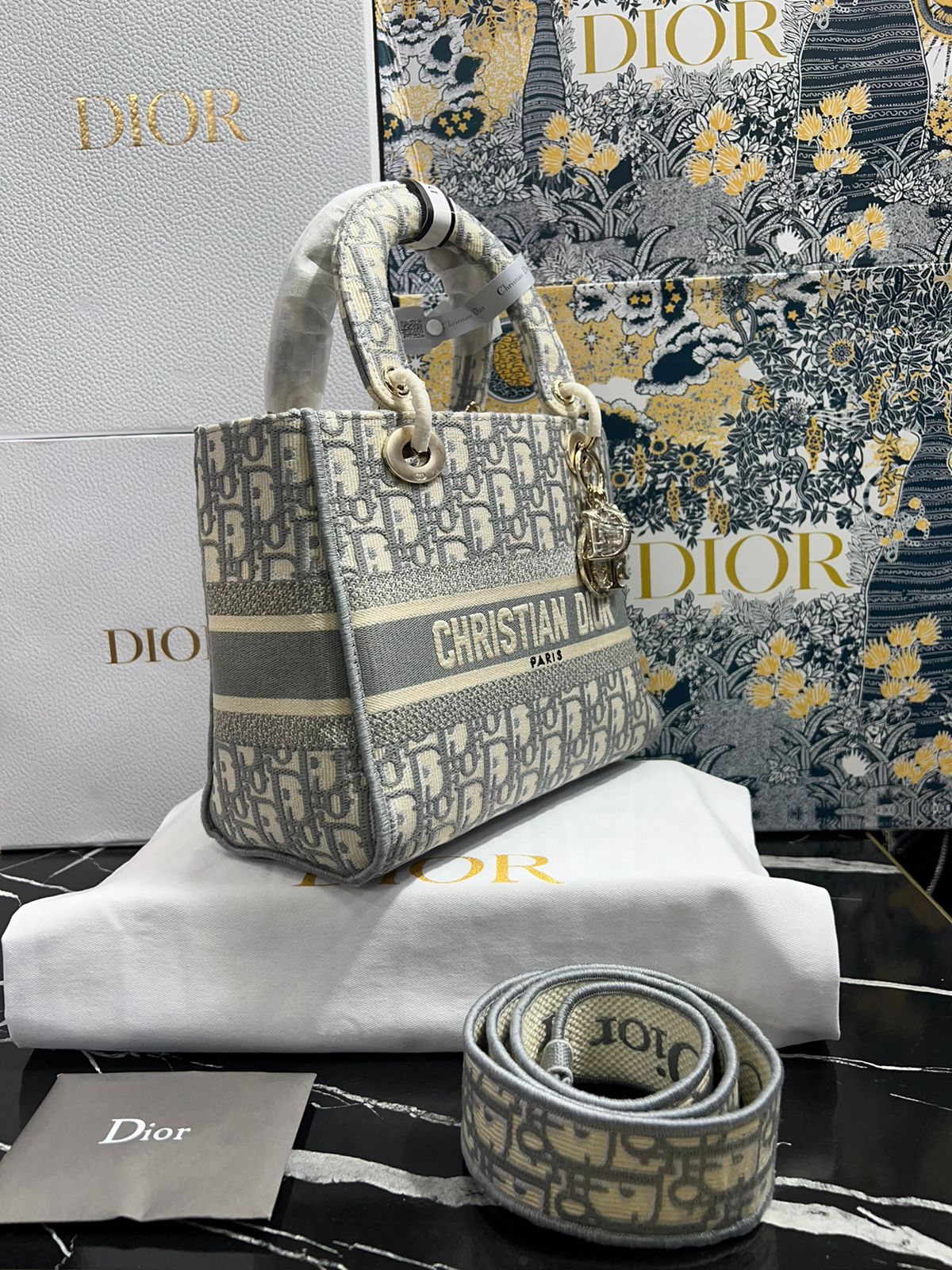 Christian Dior Gris Patron Tela Bordada