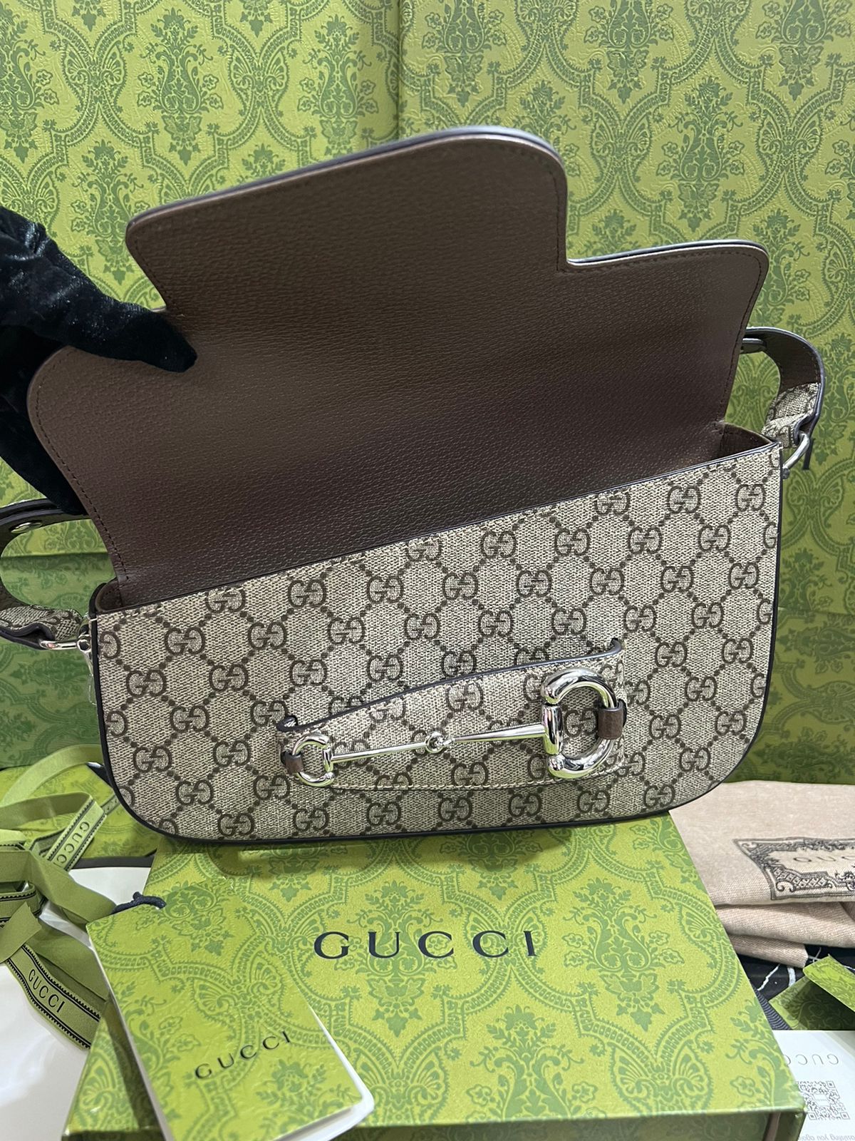 Gucci Café Piel