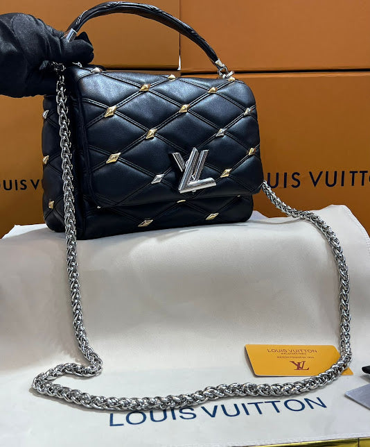 Louis Vuitton Negra Cadena Plateada Piel