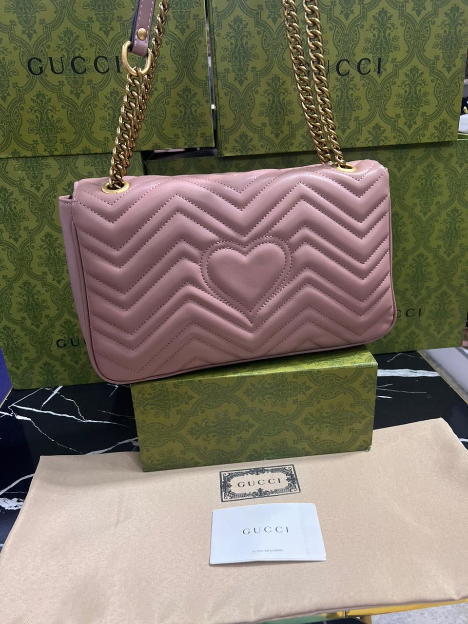 Gucci Rosa Cadena Dorada Piel