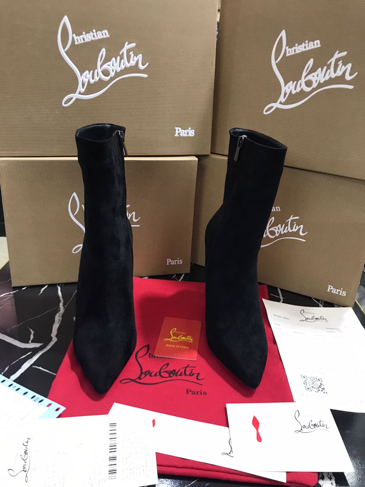 Louboutin botín negros