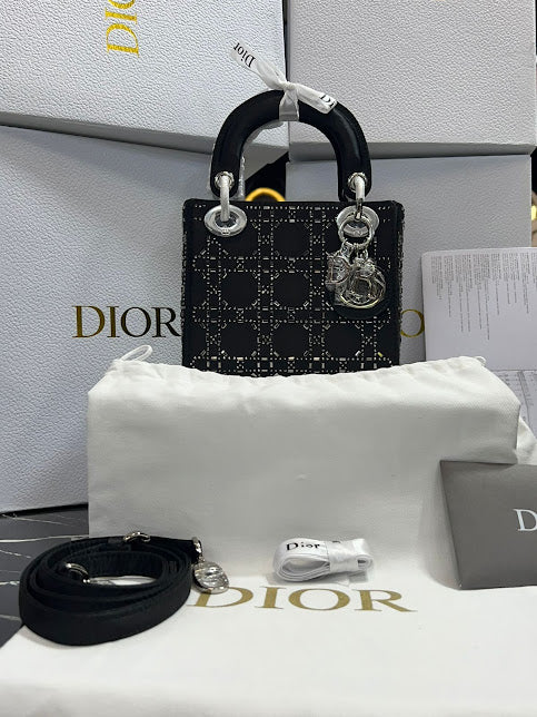 Christian Dior Negro con Cristales Piel