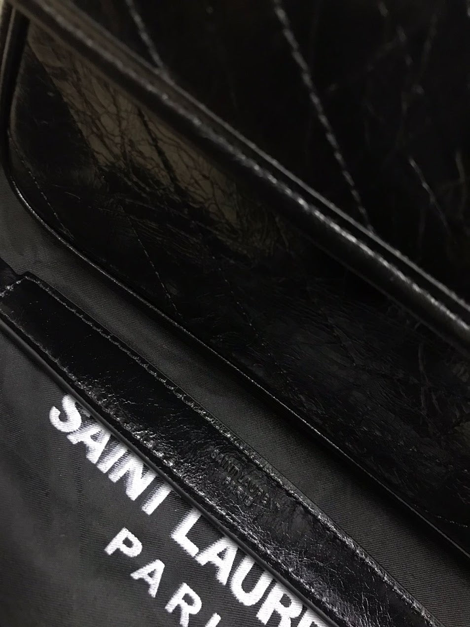 Saint Laurent Negra Piel