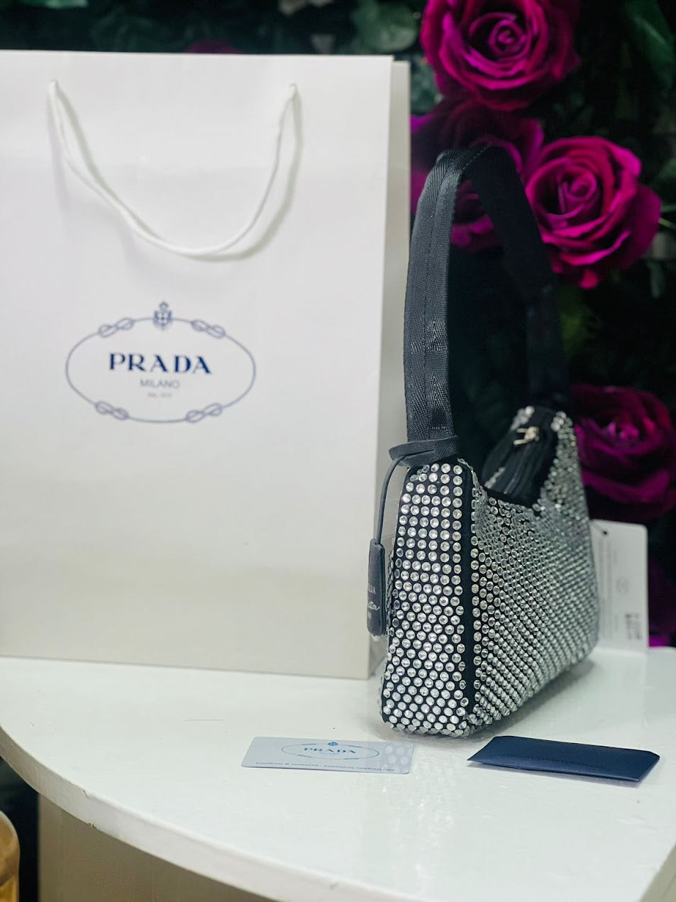 Prada Encajes Diamantes Tela