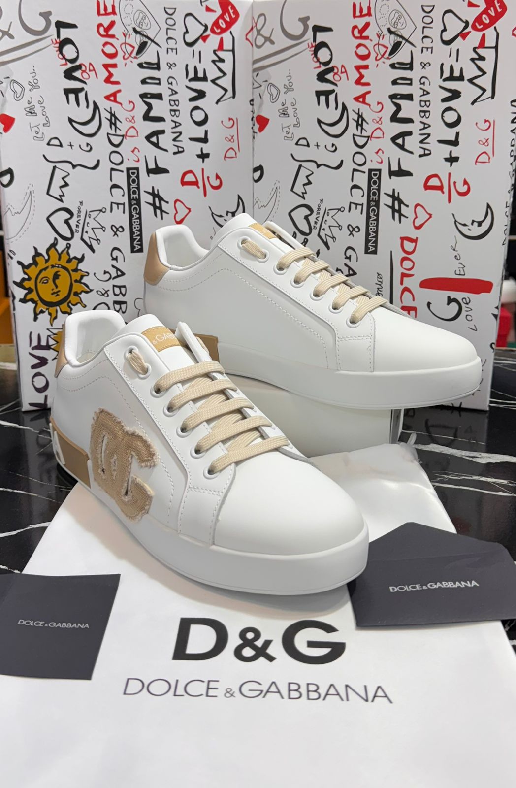 Dolce Gabbana zapatos blacos