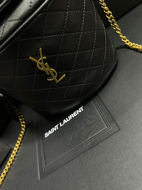 Saint Laurent Negra Piel