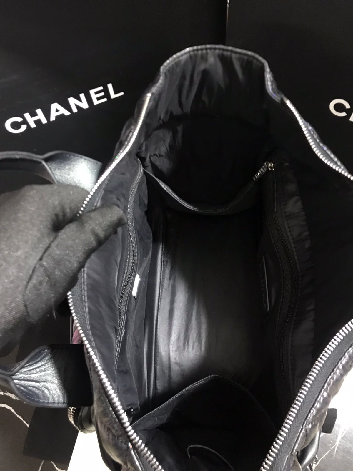 Chanel Edición Especial Negro Piel y Textil con brillitos