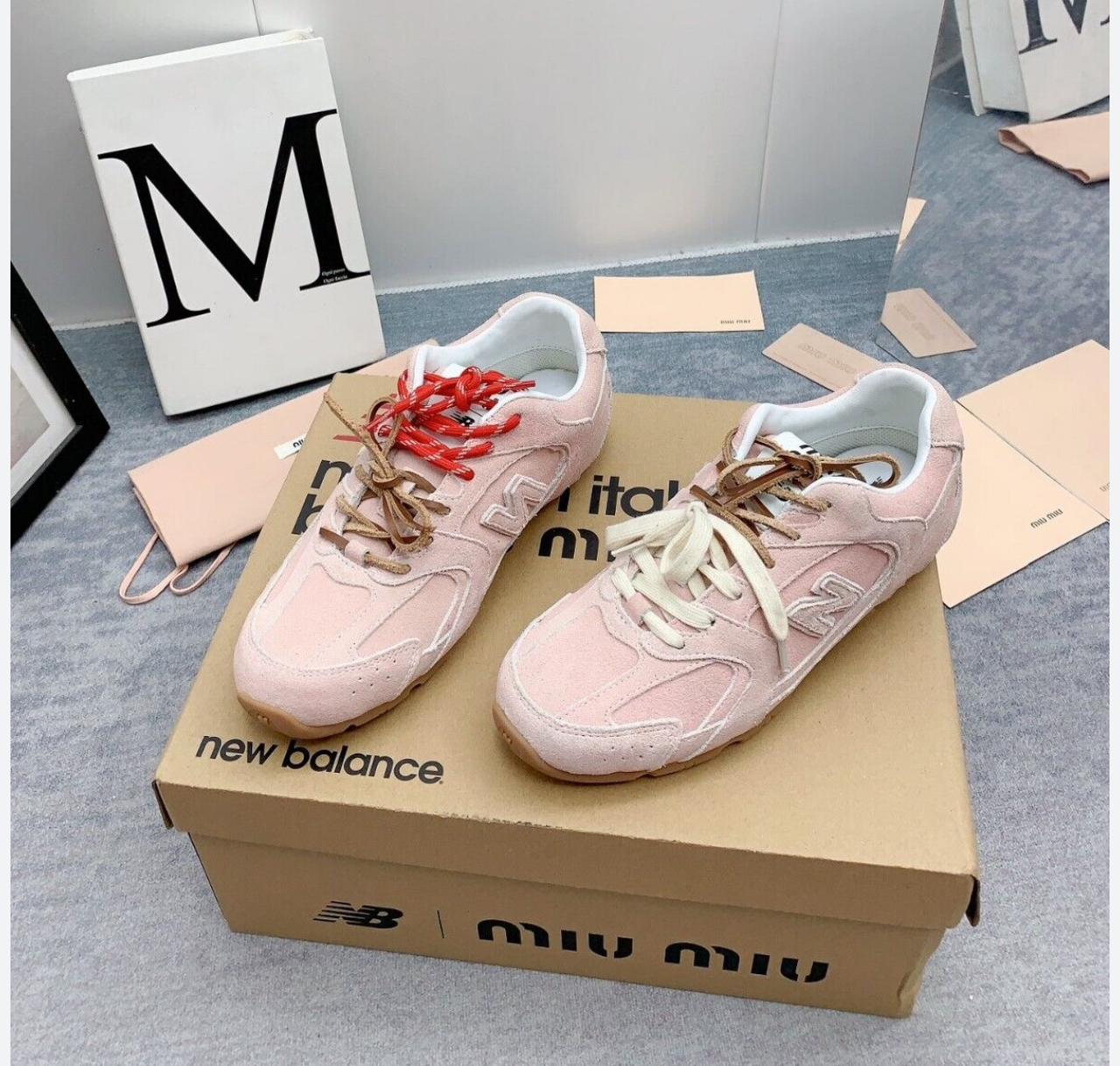 Miu miu colaboración New balance cafés