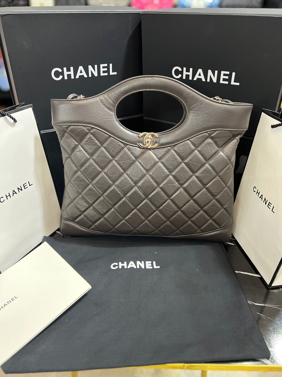 Chanel Negro Piel