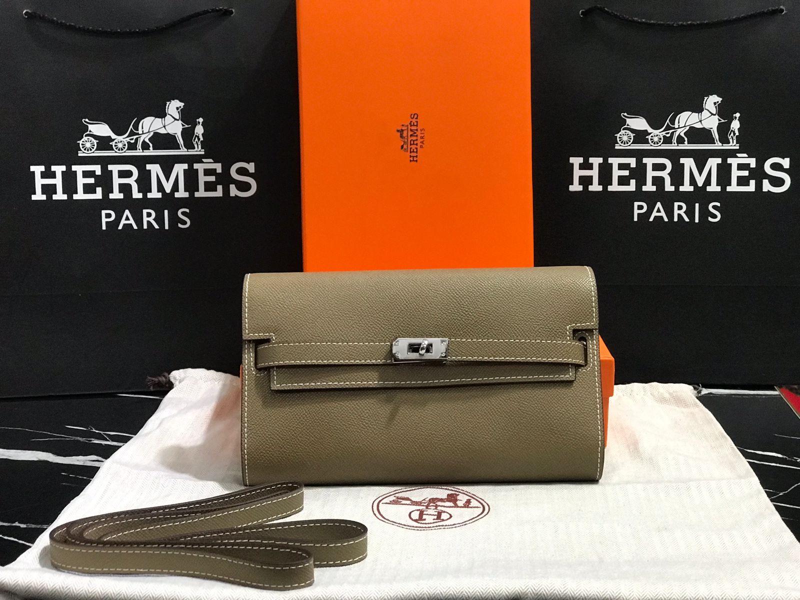 Hermes Verde Piel