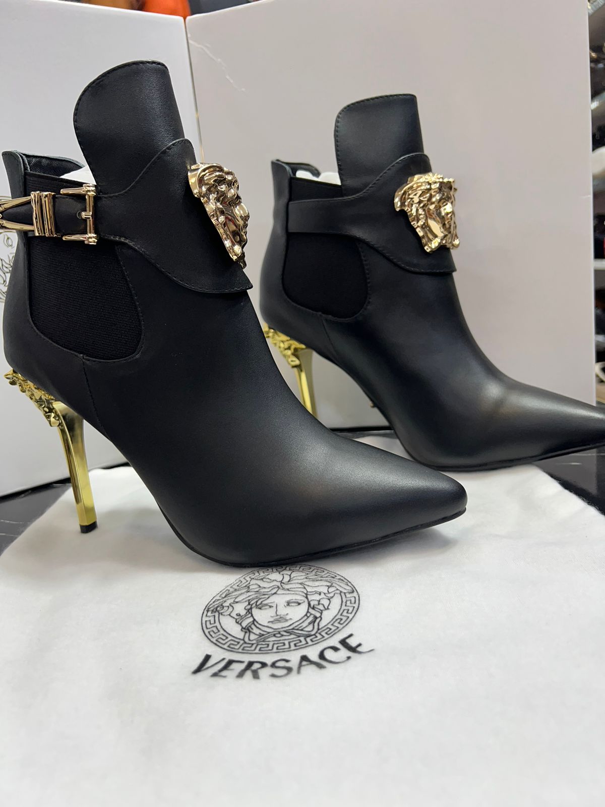 Versace botas negras