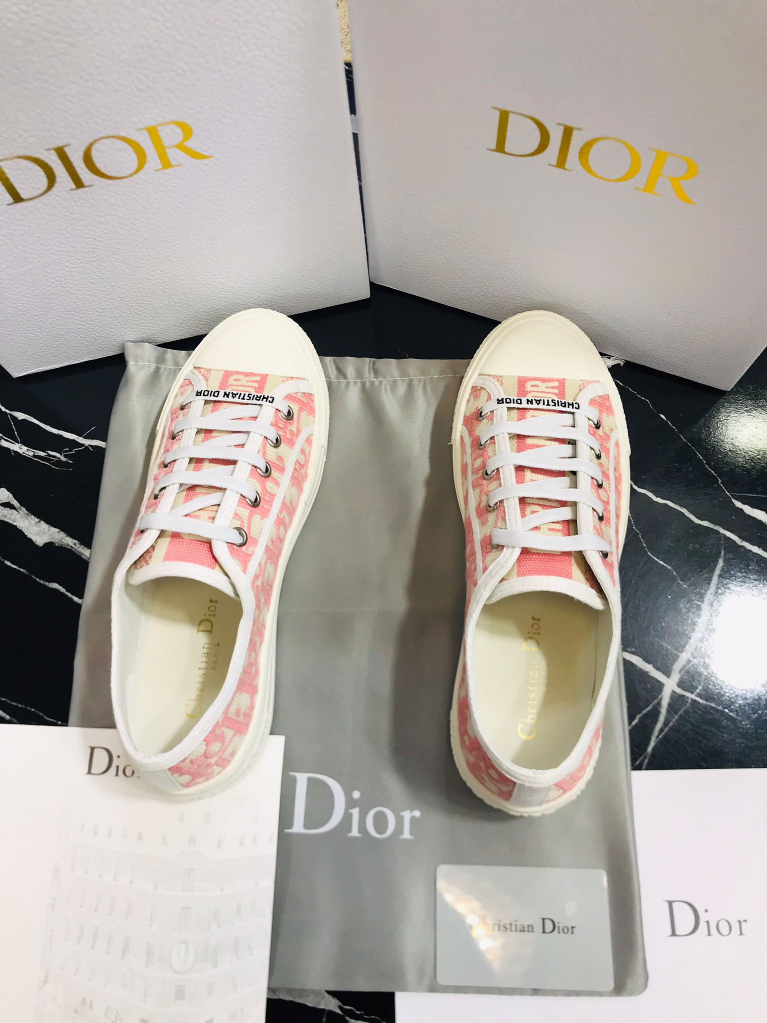 Tenis Dior