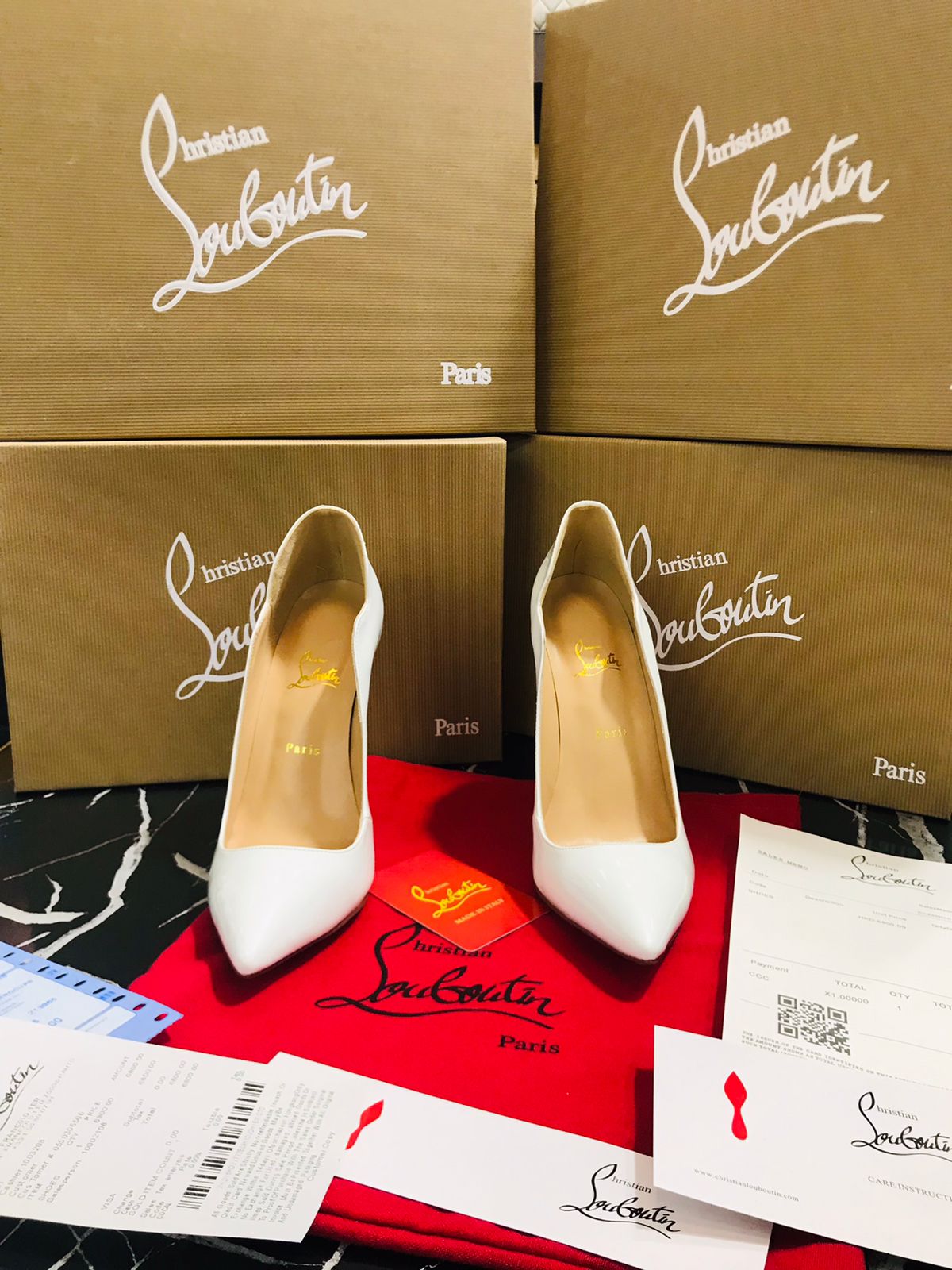 Louboutin Tacones Blancos