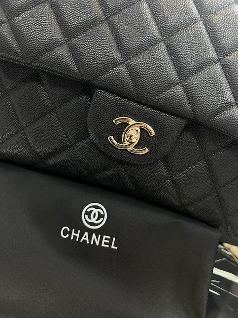 Chanel Negra Piel Caviar