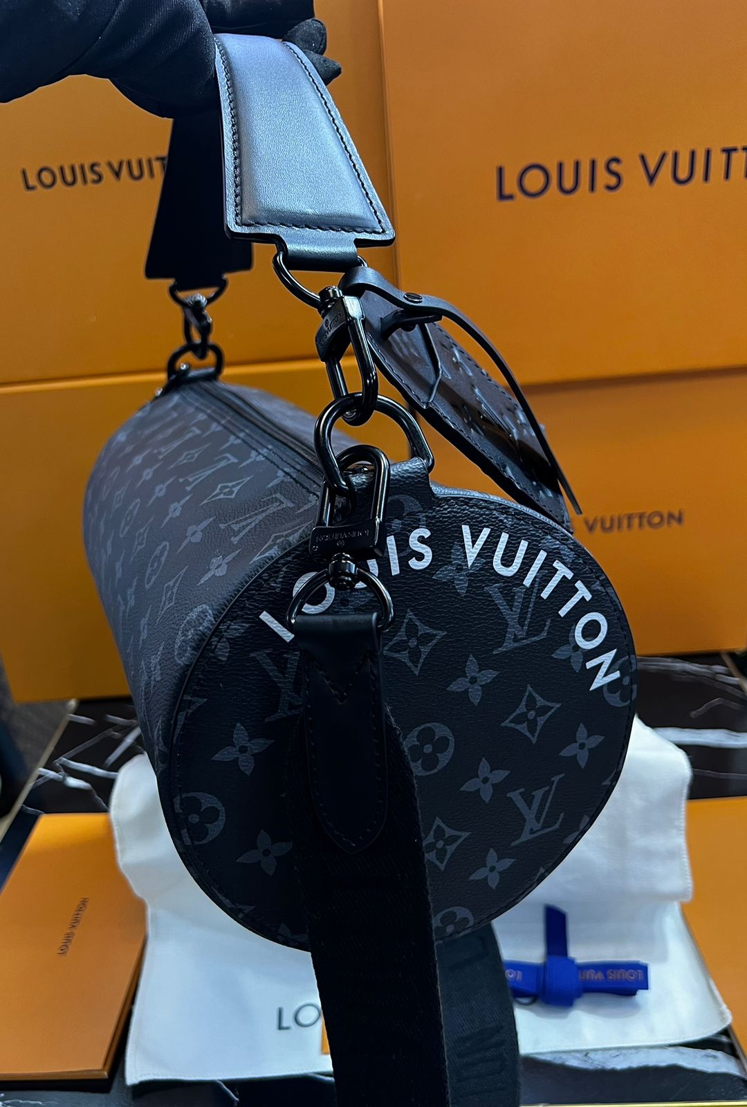 Louis Vuitton Negra Piel