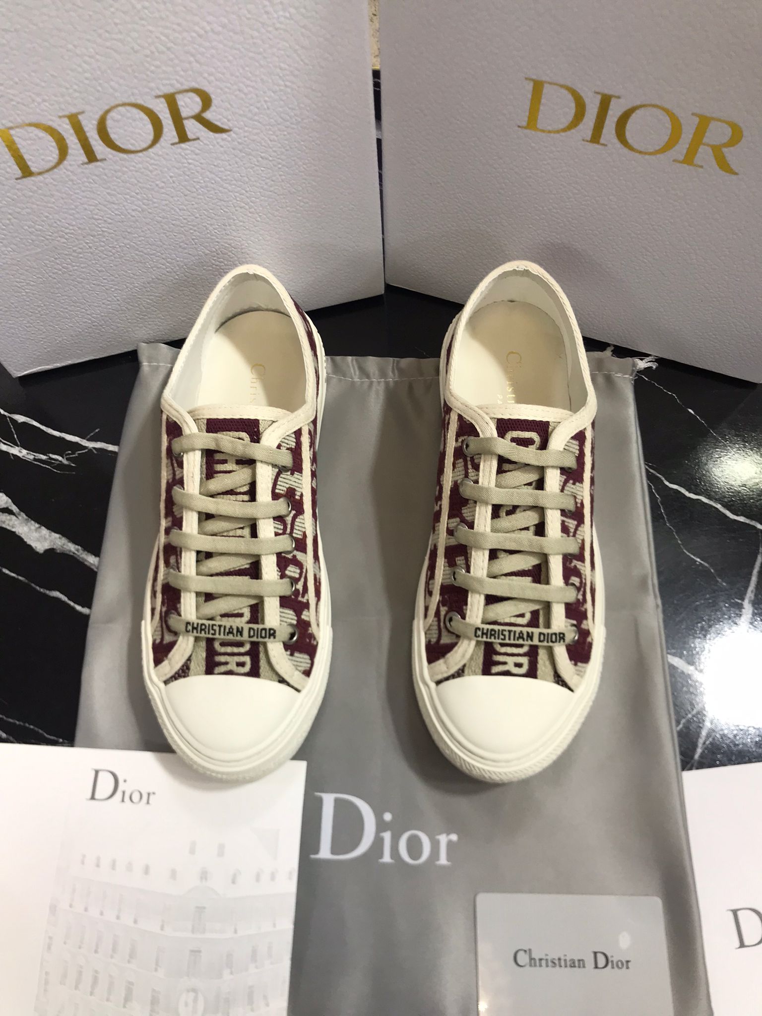 Tenis Dior