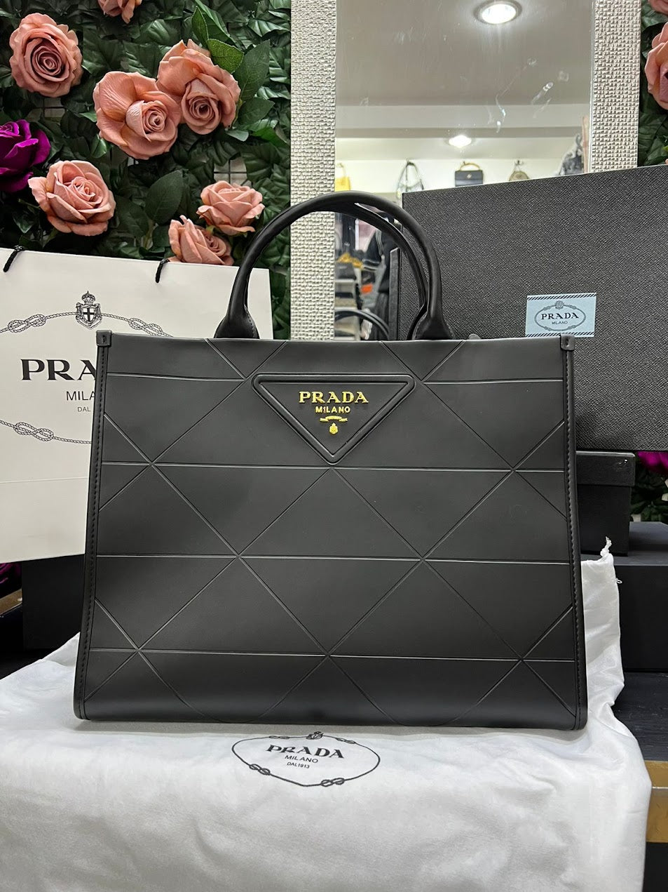 Prada Milano Piel