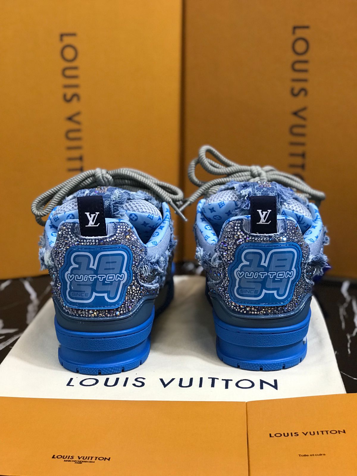 Louis Vuitton tenis azules Caballero