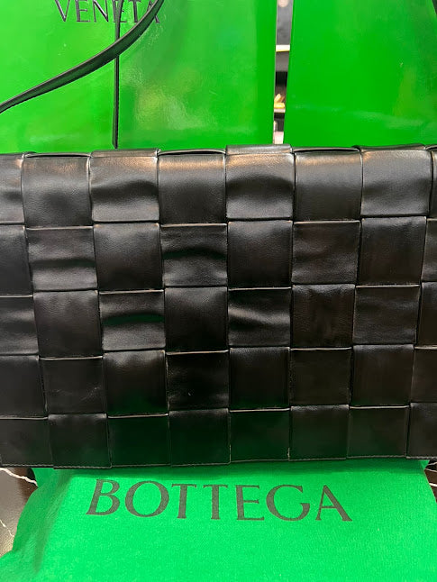 Bottega Negra Piel