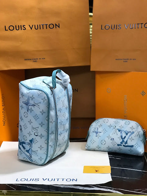 Louis Vuitton Neceser Azul Piel