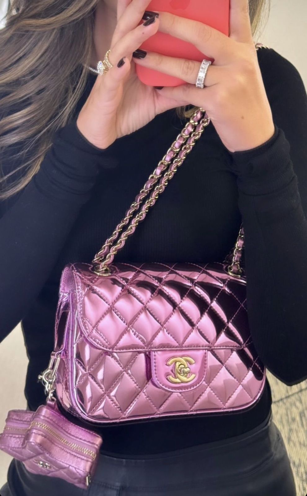 Chanel Edición Especial con Accesorio de Estrella Rosa Metálico Charol Piel