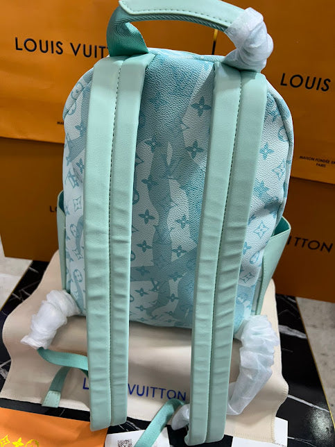 Louis Vuitton Azul Aqua Piel