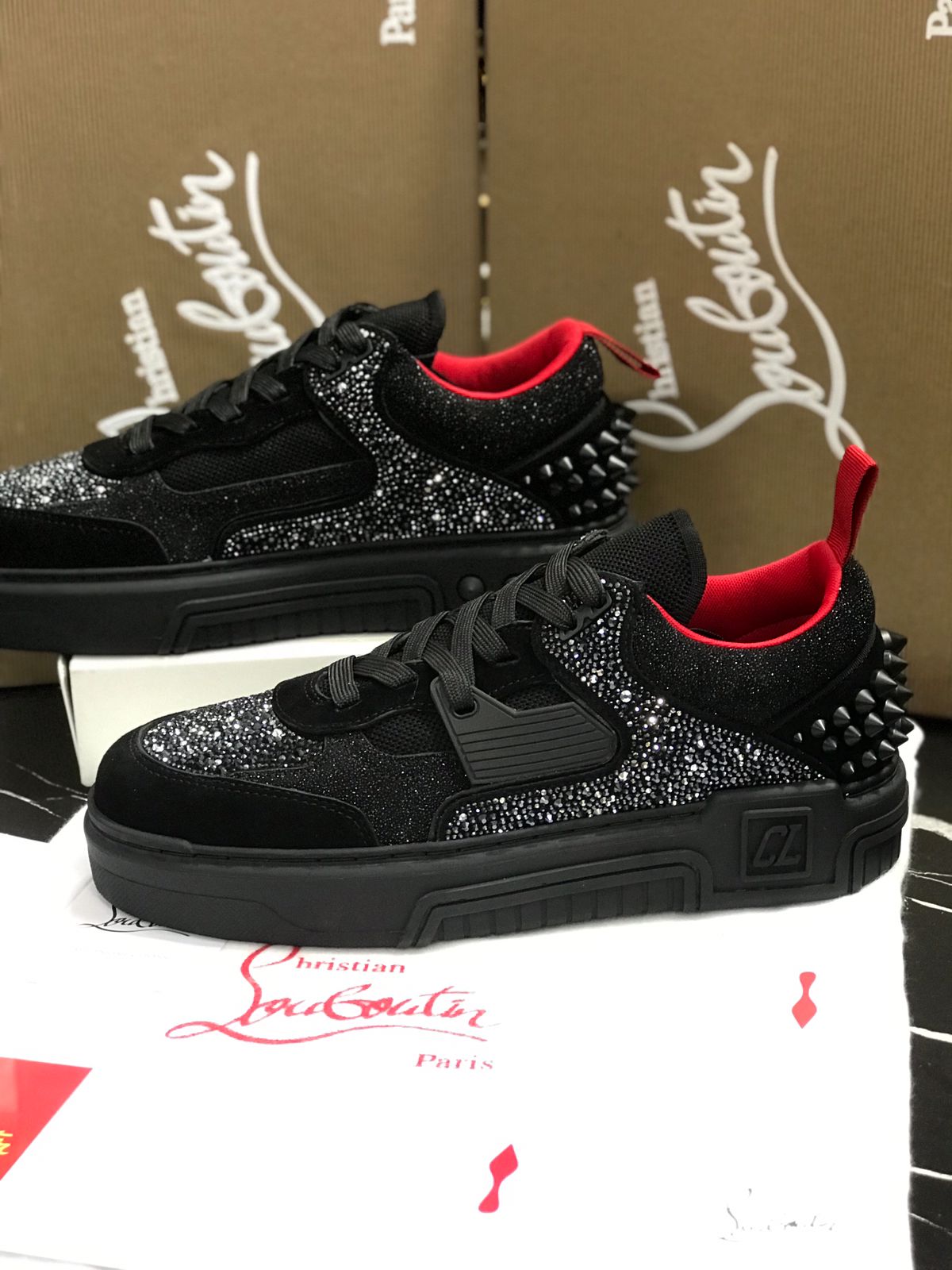 Louboutin tenis negros Caballero