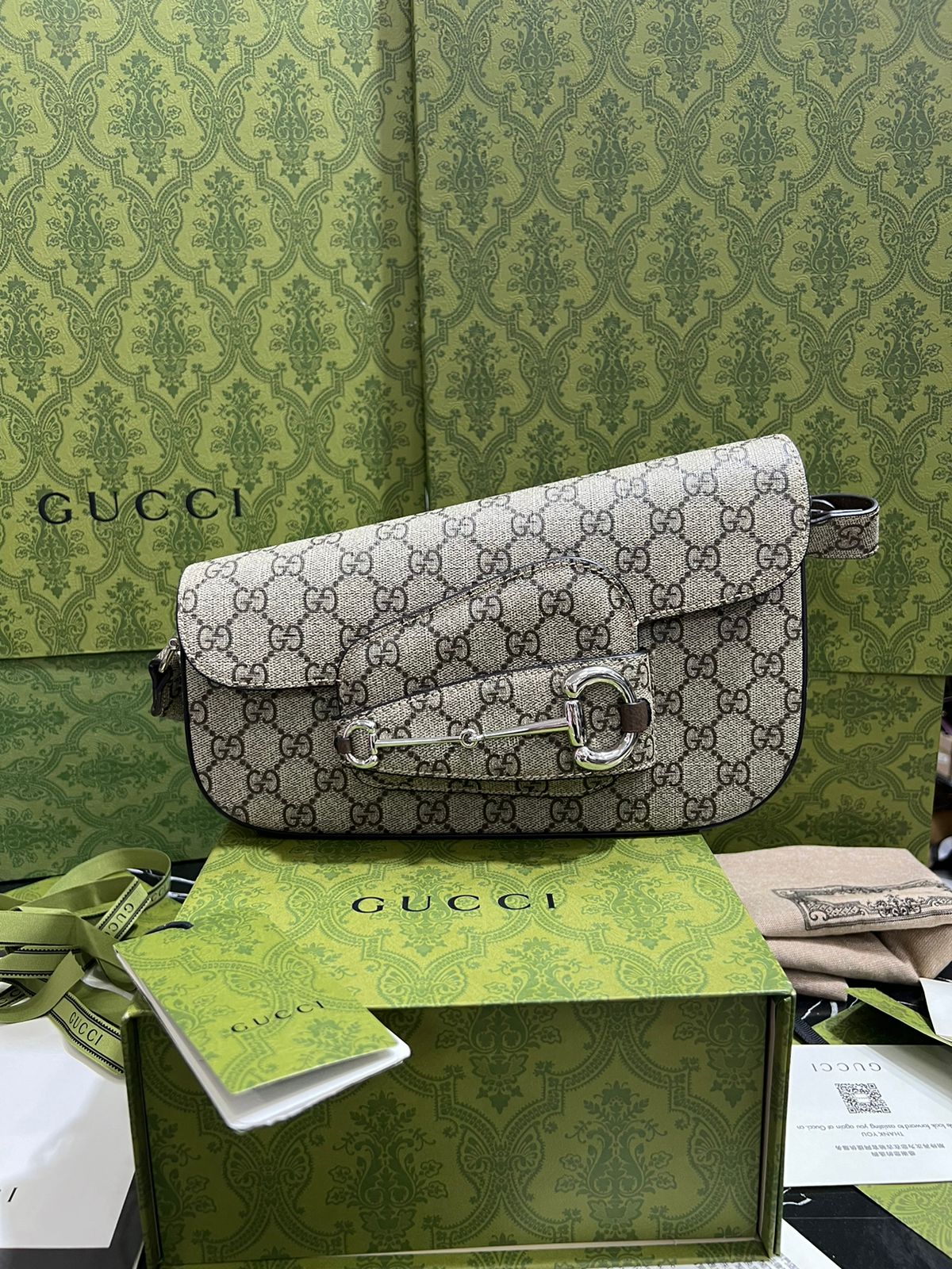 Gucci Café Piel