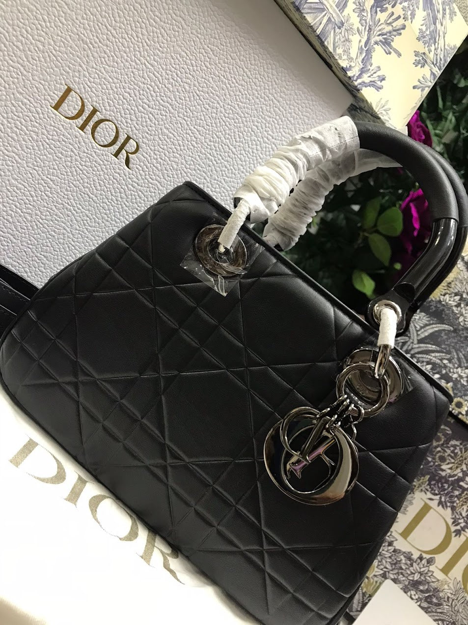 Christian Dior Negra Pequeña Piel