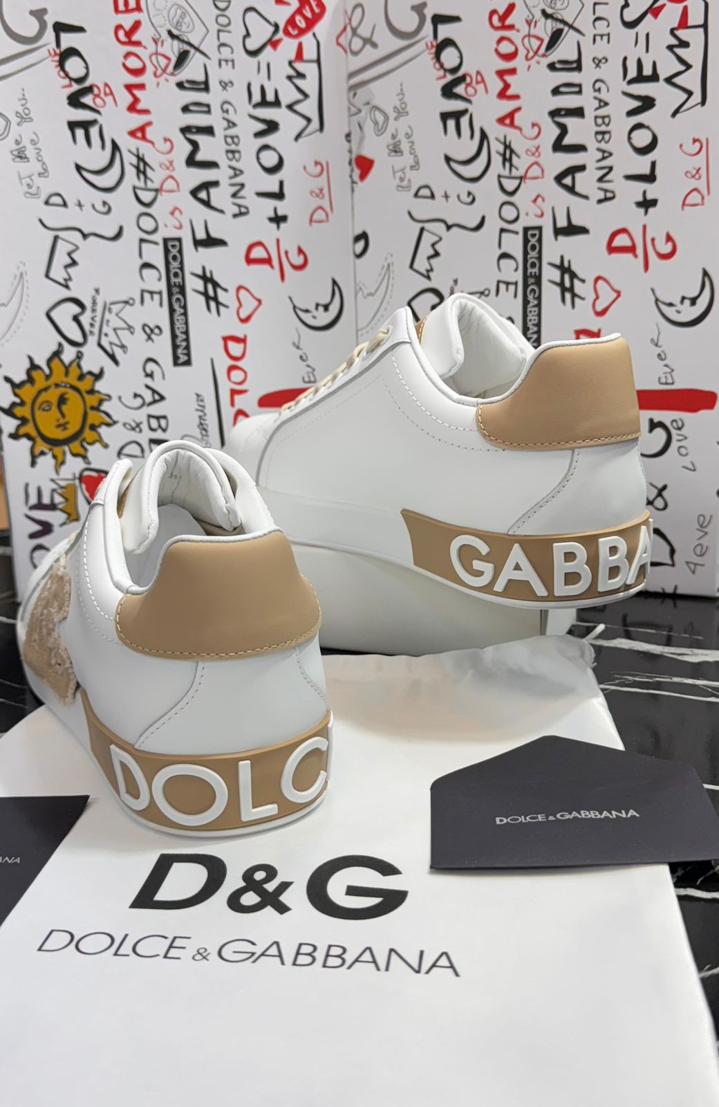 Dolce Gabbana zapatos blacos