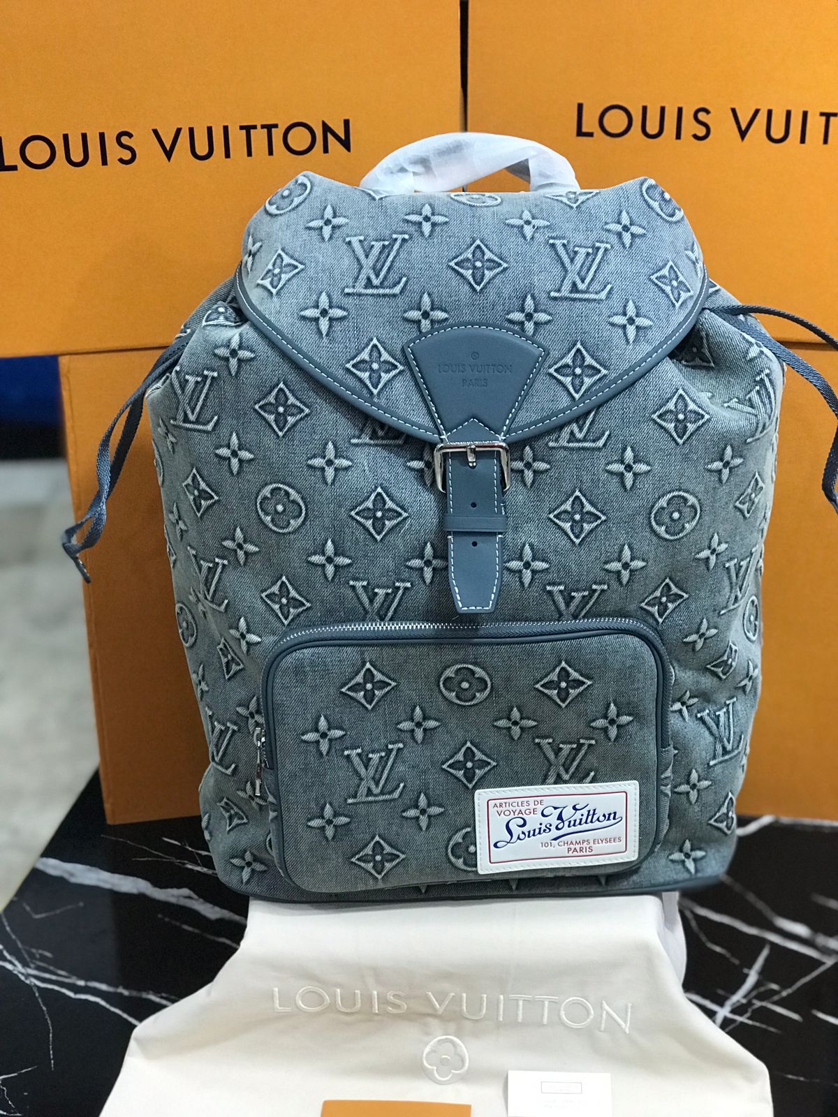 Louis Vuitton Azul Textil y Piel