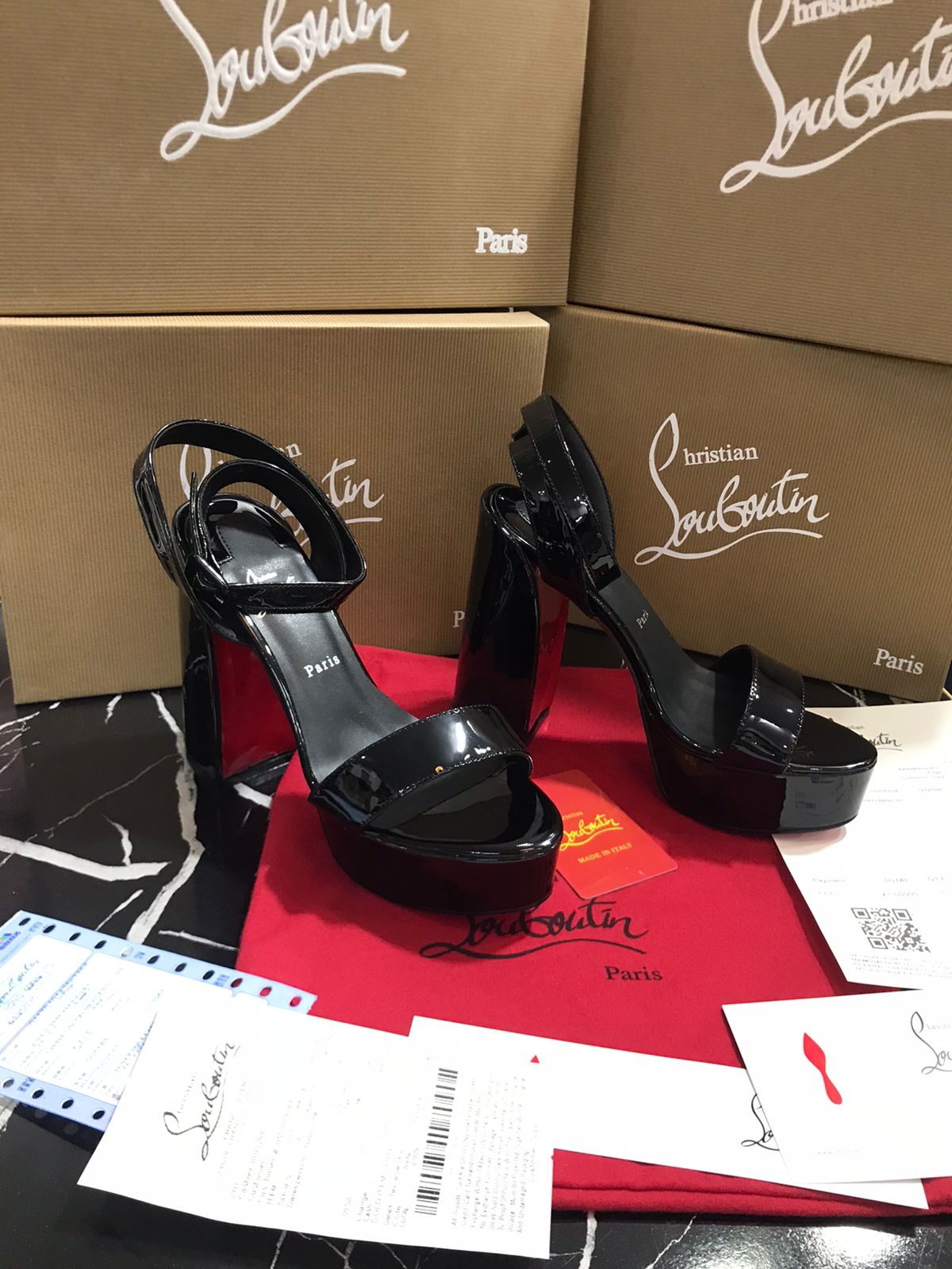 Louboutin Tacones negros