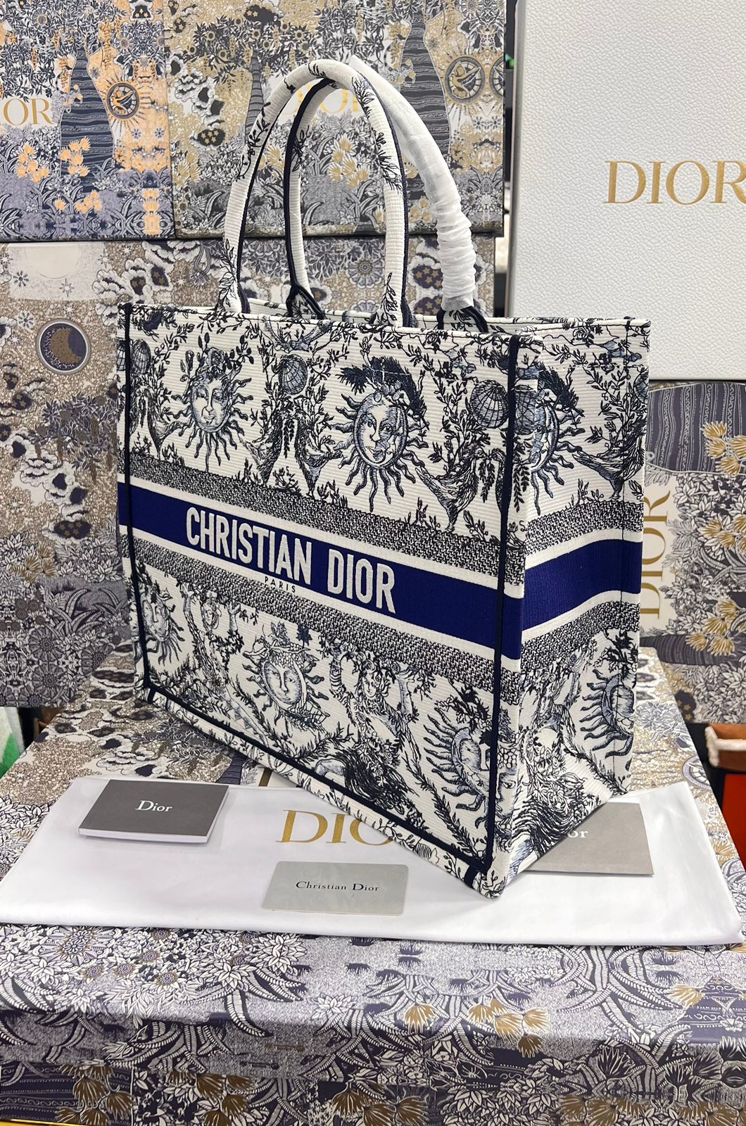 Christian Dior Azul Bordada Tela