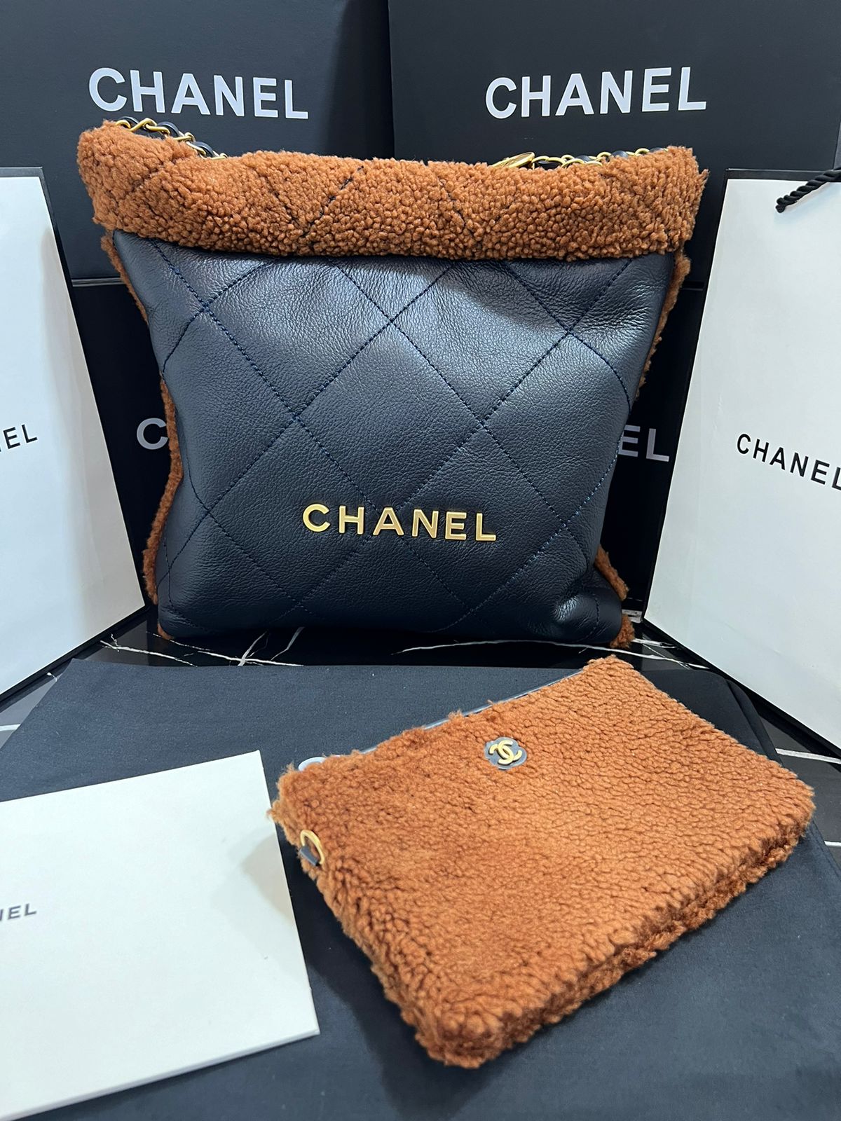 Chanel Negro Afelpado Café Piel