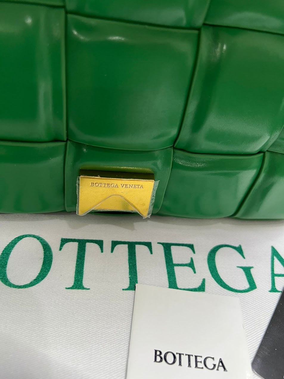 Bottega Verde Piel