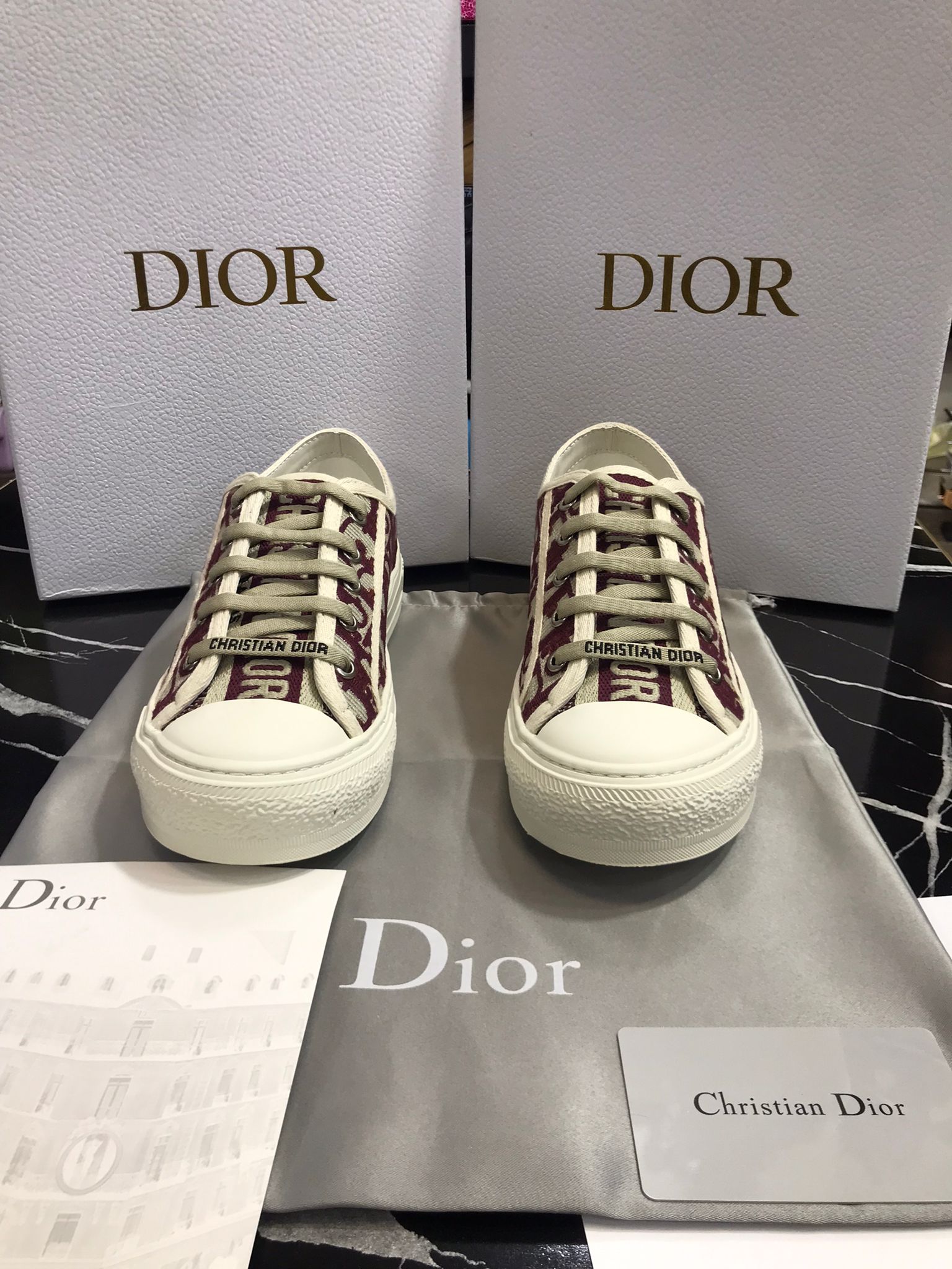 Tenis Dior