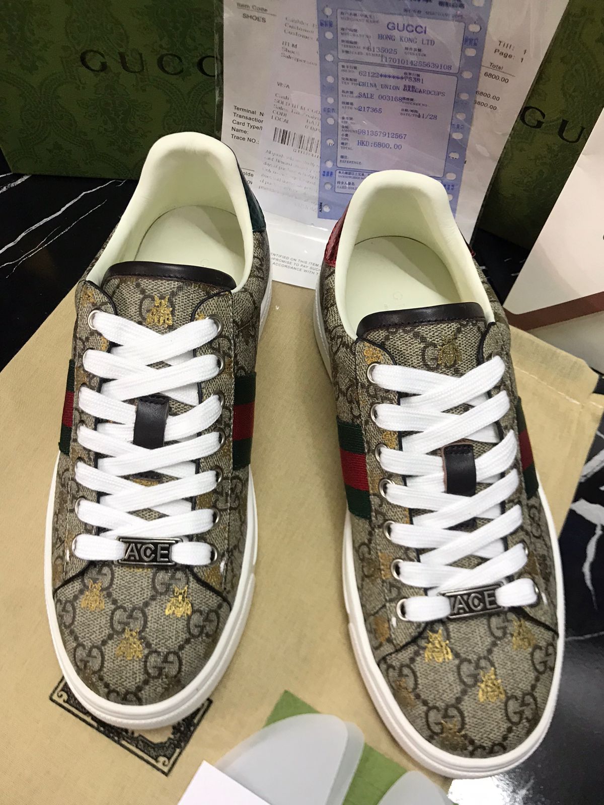 Zapatos Gucci $5750 con cubrepolvo certificado y caja