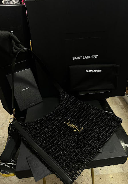 Saint Laurent Negra Bordada