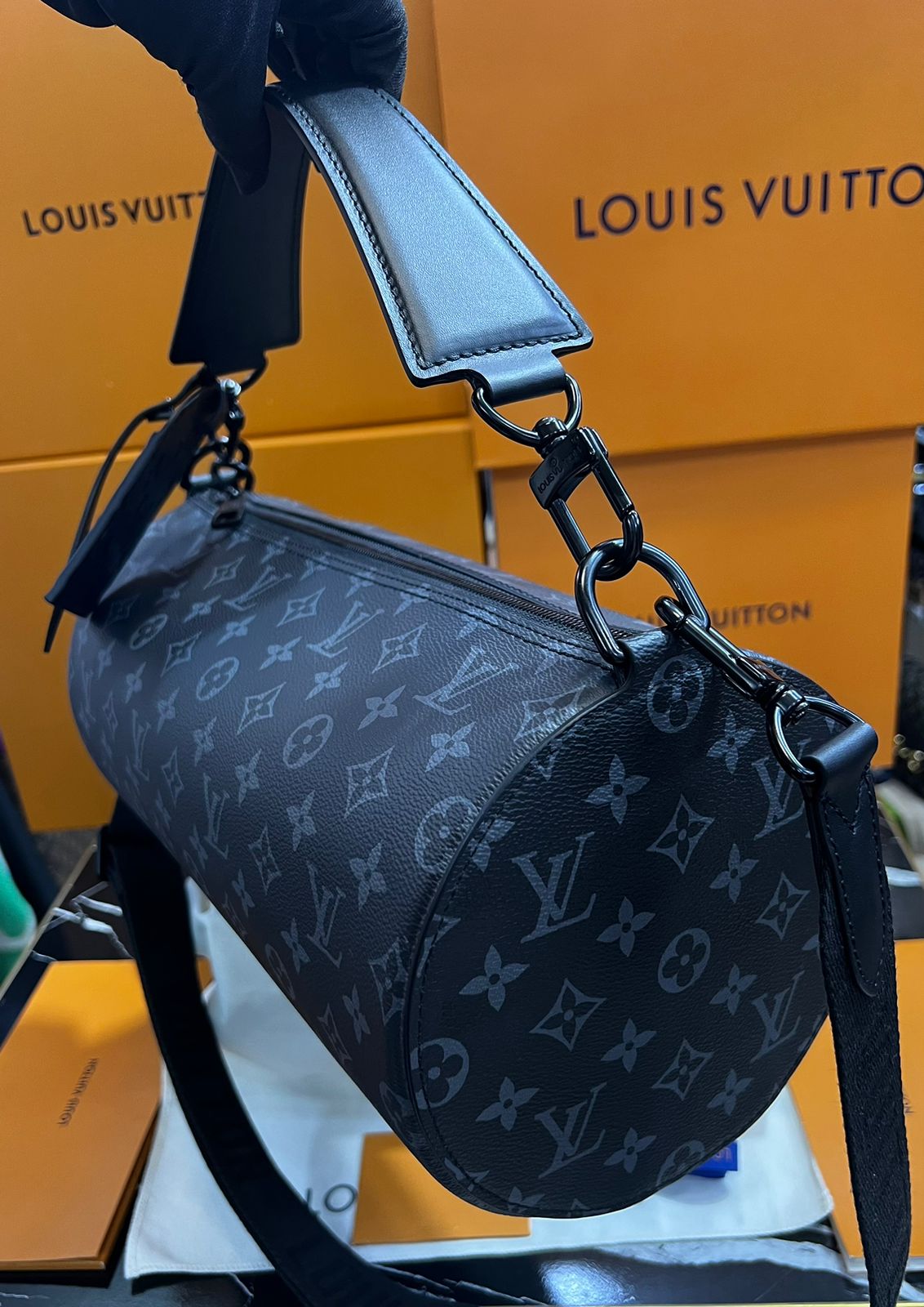 Louis Vuitton Negra Piel