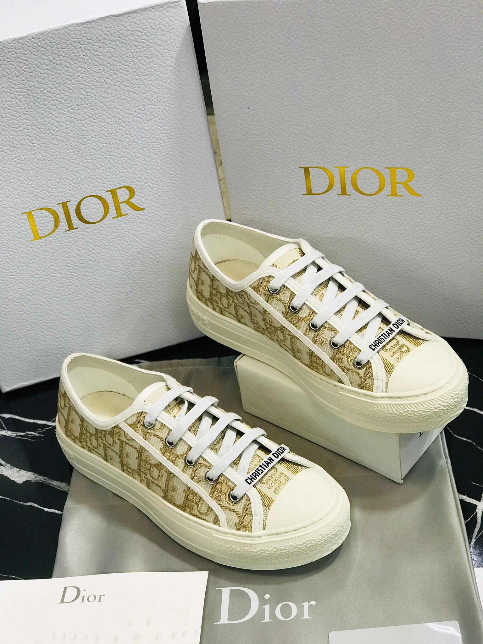 Christian Dior Tenis Caballero