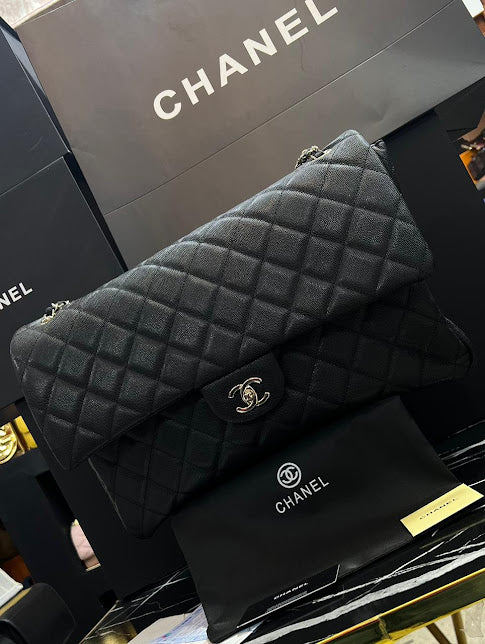 Chanel Negra Piel Caviar