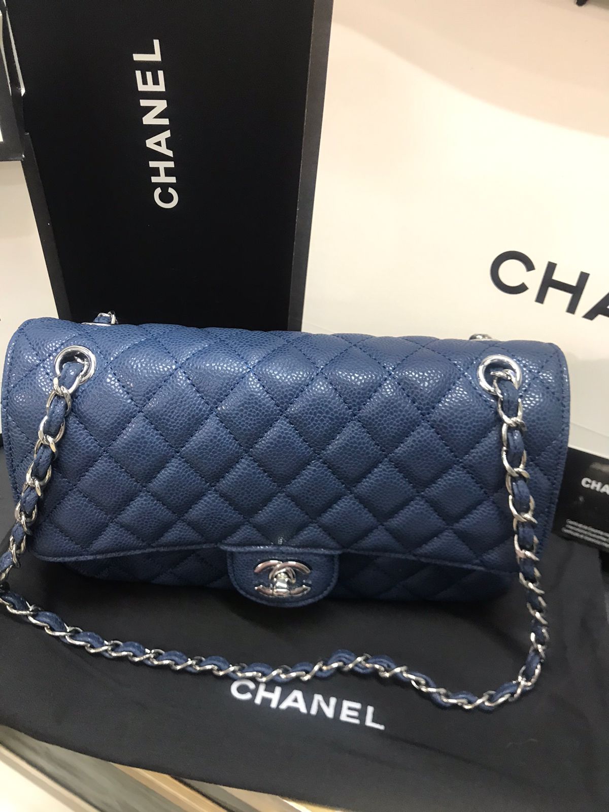 Chanel Caviar Azul Piel