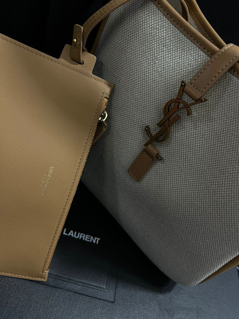 Saint Laurent Beige con Blanco Piel