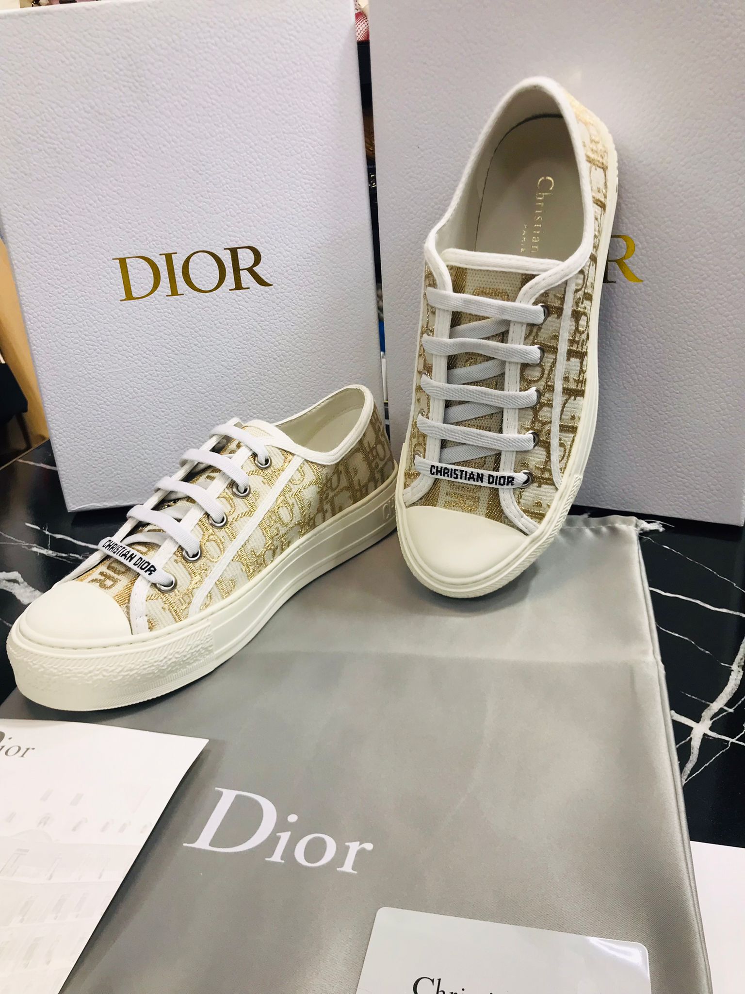 Tenis Dior